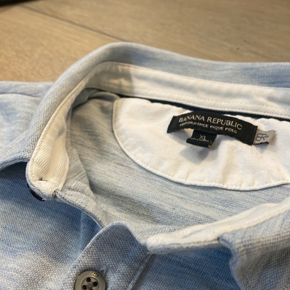 Banana Republic pique cotton polo in blue. Men's XL. Like new condition. Sharp! - Picture 3 of 11